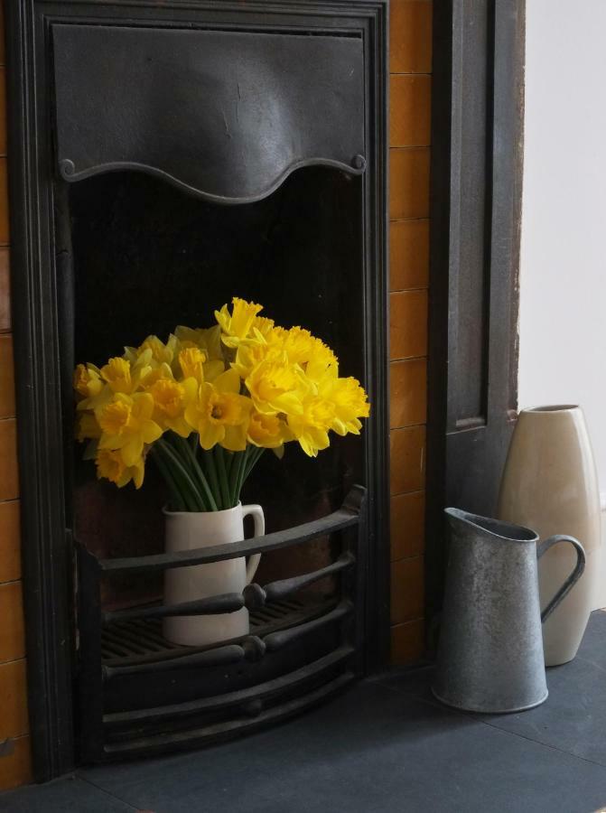 Bright And Elegant 2 Bedroom Flat, Near Notting Hill Лондон Екстериор снимка